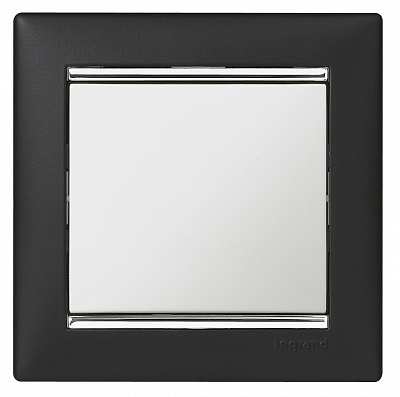 Выключатель одноклавишный белый Legrand Valena Classic 774401