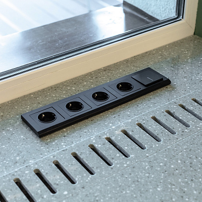 Выключатель одноклавишный проходной с подсветкой Werkel W1112108 черный a051609