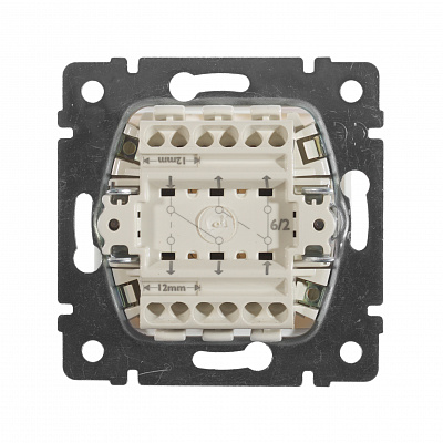 Переключатель на два направления двухклавишный белый Legrand Valena Classic 774408