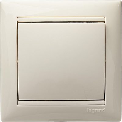 Выключатель одноклавишный бежевый Legrand Valena Classic 774301