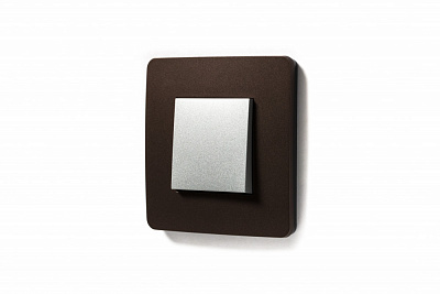 Рамка на 1 пост шоколад SE Unica Studio NU280217