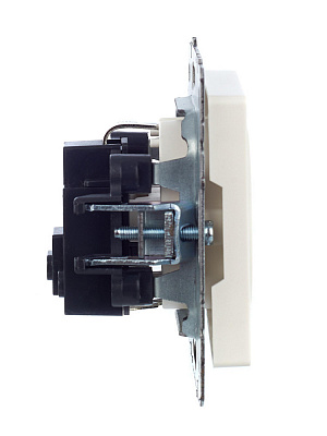 Розетка с заземлением и защитными шторками IEK Brite РС14-1-0-БрЖ жемчуг BR-R14-16-K36