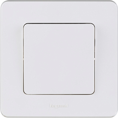 Рамка для розетки на 1 пост белый Legrand Inspiria 673930