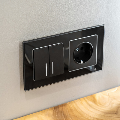 Выключатель двухклавишный проходной с подсветкой Werkel W1122108 черный a051598