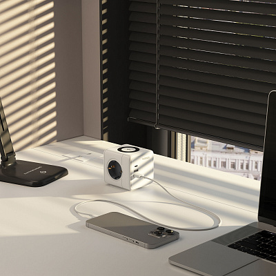 Розеточный блок 3-х местный + 3 USB и беспроводная зарядка Werkel белый a066454