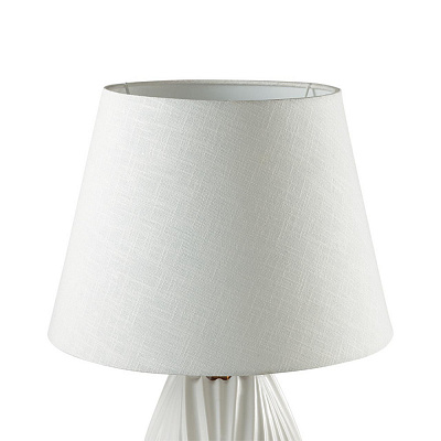 Настольная лампа Lumion Sona 8121/1T