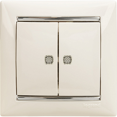 Выключатель двухклавишный с подсветкой белый Legrand Valena Classic 774428