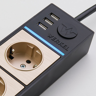 Розеточный блок 4-х местный + 3 USB Werkel W6514944 черный/шампань a051462