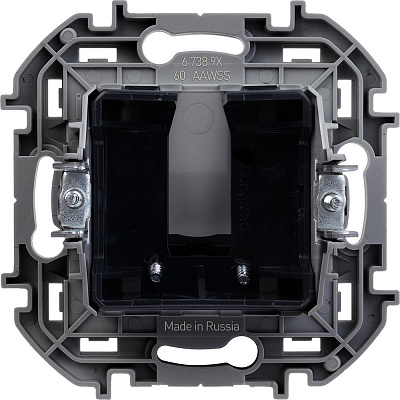 Вывод кабеля с зажимом для крепления белый Legrand Inspiria 673890