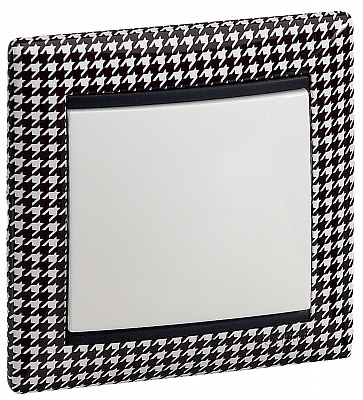 Переключатель на два направления белый Legrand Valena Classic 774406