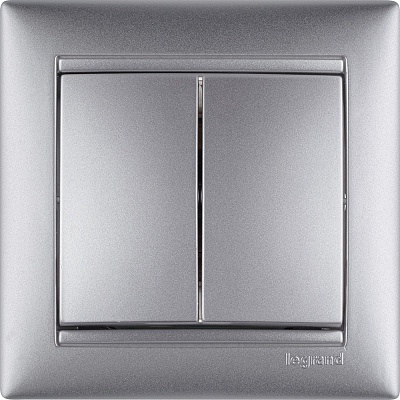 Выключатель двухклавишный алюминий Legrand Valena Classic 770105