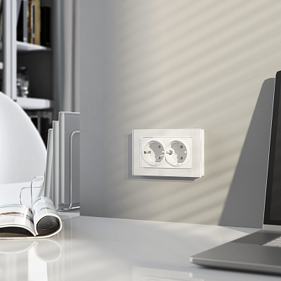 Розетка двойная с заземлением Werkel белые матовые a062410