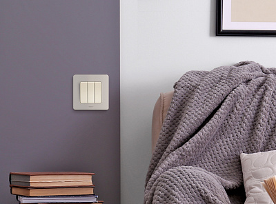 Выключатель трехклавишный бежевый Legrand Inspiria 673641