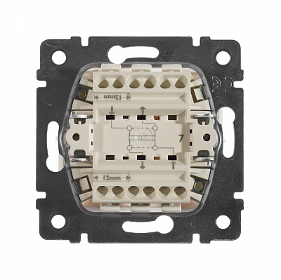 Переключатель промежуточный белый Legrand Valena Classic 774407