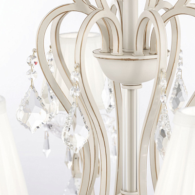 Подвесная люстра Maytoni Triumph ARM288-08-G