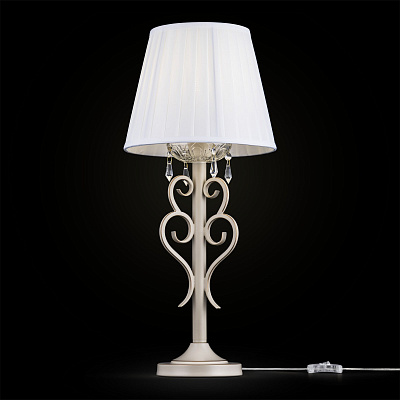 Настольная лампа Maytoni Triumph ARM288-22-G