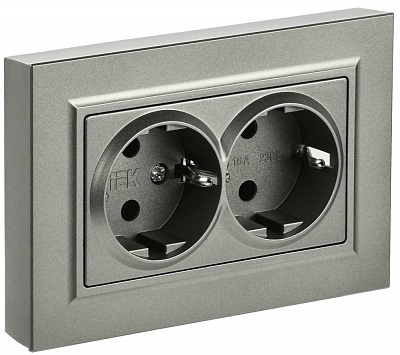 Розетка двойная с заземлением и защитными шторками IEK Brite РСш12-3-БрШ шампань BR-R24-16-K37-F