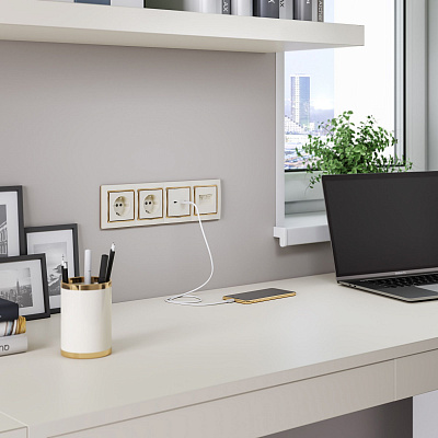 Розетка с заземлением Werkel слоновая кость a051478