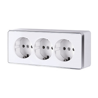 Розетка тройная с заземлением и шторками Werkel Gallant W5073101 белая a051594