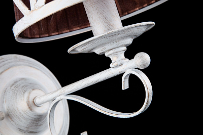 Бра Maytoni Country H102-01-W