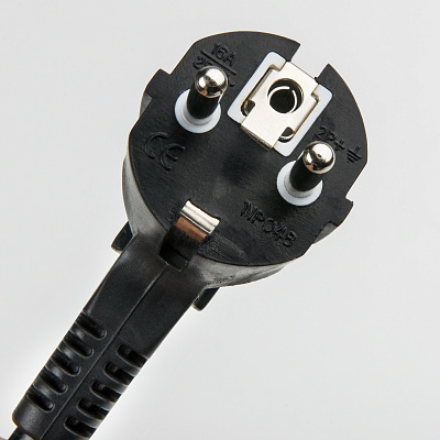 Розеточный блок 4-х местный + 3 USB Werkel W6514944 черный/шампань a051462