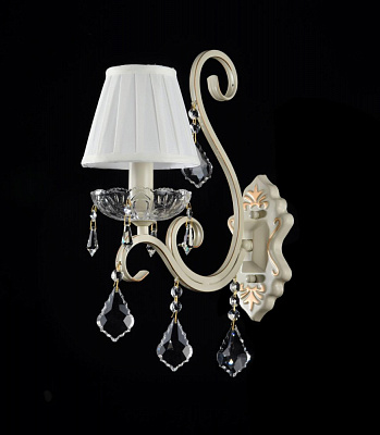 Бра Maytoni Triumph ARM288-01-G