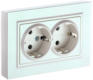 Розетка двойная с заземлением IEK Brite РС12-3-БрЖ жемчуг BR-R21-16-K36-F