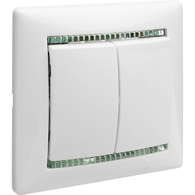 Выключатель двухклавишный белый Legrand Valena Classic 774405