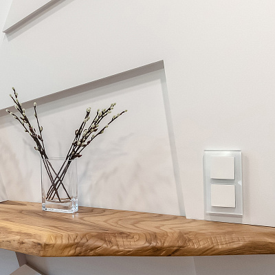 Выключатель одноклавишный проходной Werkel W1112001 белый a051111