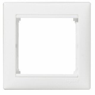 Рамка для розетки на 1 пост белая Legrand Valena Classic 774451