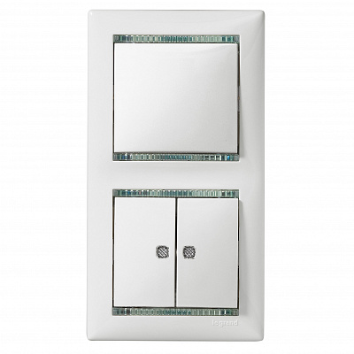 Переключатель на два направления двухклавишный бежевый Legrand Valena Classic 774112