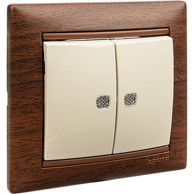 Выключатель двухклавишный с подсветкой бежевый Legrand Valena Classic 774328