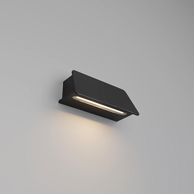 Уличный настенный светильник Maytoni Outdoor O429WL-L6GF3K