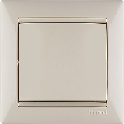 Переключатель промежуточный бежевый Legrand Valena Classic 774307