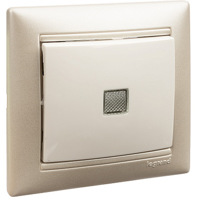Выключатель с подсветкой белый Legrand Valena Classic 774410