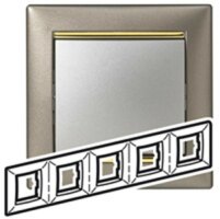 Рамка на 5 постов Legrand Valena 770365
