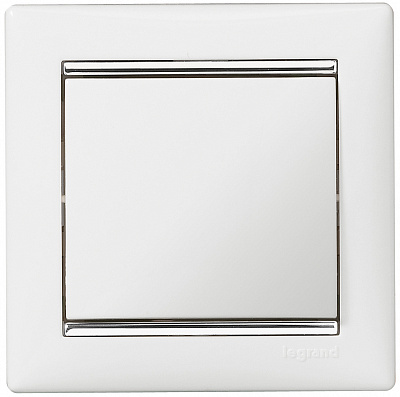 Выключатель одноклавишный белый Legrand Valena Classic 774401