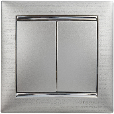 Выключатель двухклавишный алюминий Legrand Valena Classic 770105