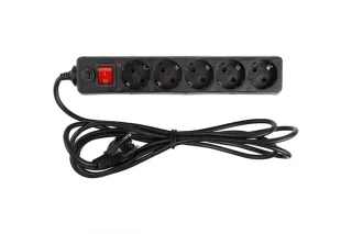 Сетевой фильтр с выключателем и заземлением 1.5м General Lighting Systems GPS-5-16-3x1-150-B 471003, черный