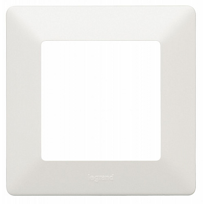 Рамка на 1 пост универсальная жемчуг Legrand Valena Life 754141