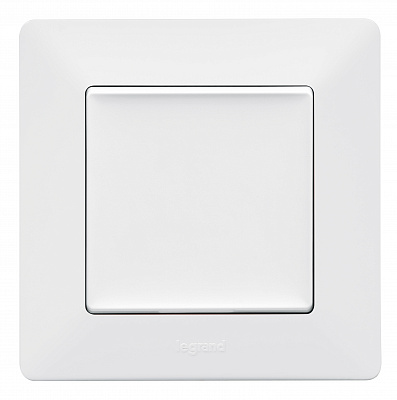 Рамка на 1 поста белая универсальная Legrand Valena Life 754007