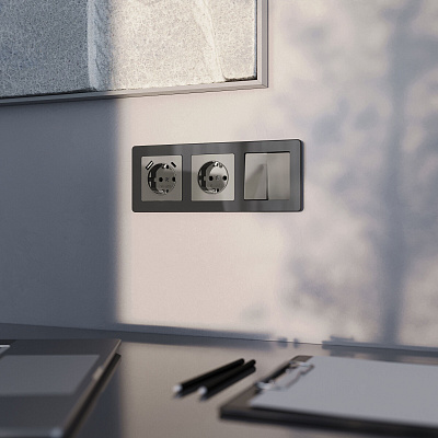 Розетка с заземлением и шторками Werkel графит акриловый a064091