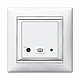 Рамка для розетки на 1 пост белая Legrand Valena Classic 774451