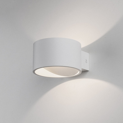 Настенный светодиодный светильник Elektrostandard Coneto MRL LED 1045 a063683